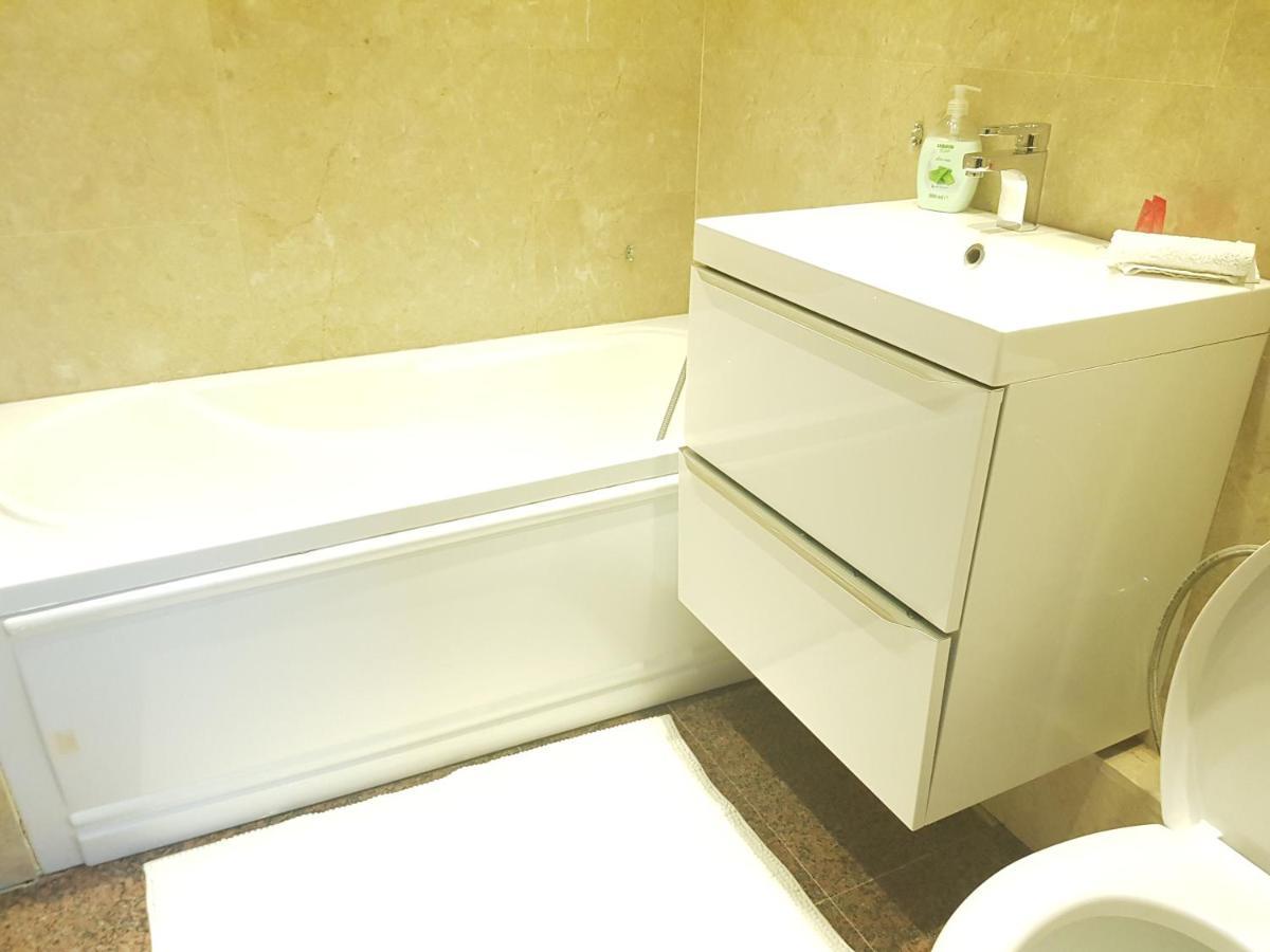 Ritmului Mega Mall Studio Bucureşti Ngoại thất bức ảnh